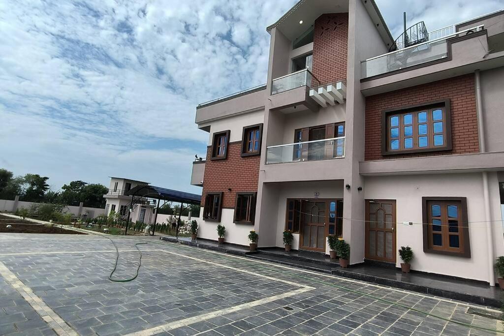 2Bhk Rental Apartment Bharatpur  Eksteriør billede